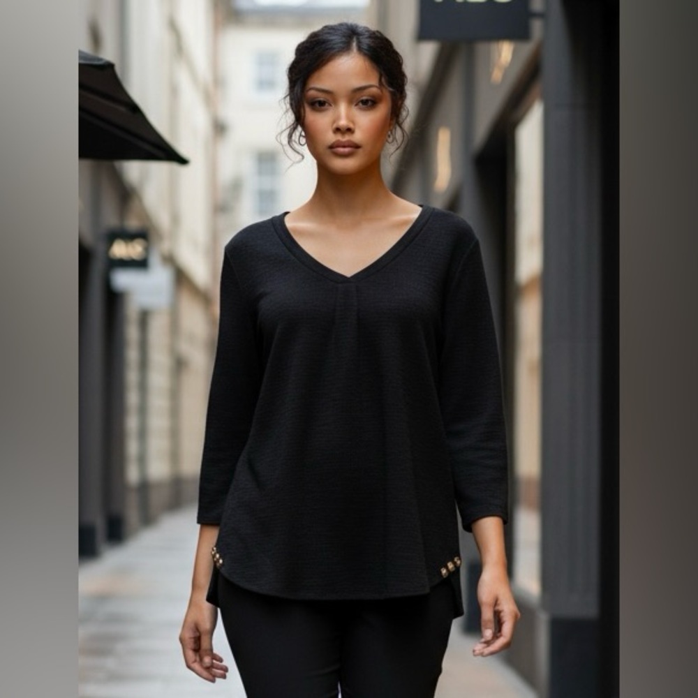 NWT Yarn & Sea SZ XL Black hi/lo V-neck top with 3/4 sleeves/bust 48”, PTP 24”